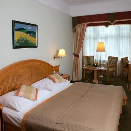 Parkhotel Golf 4*