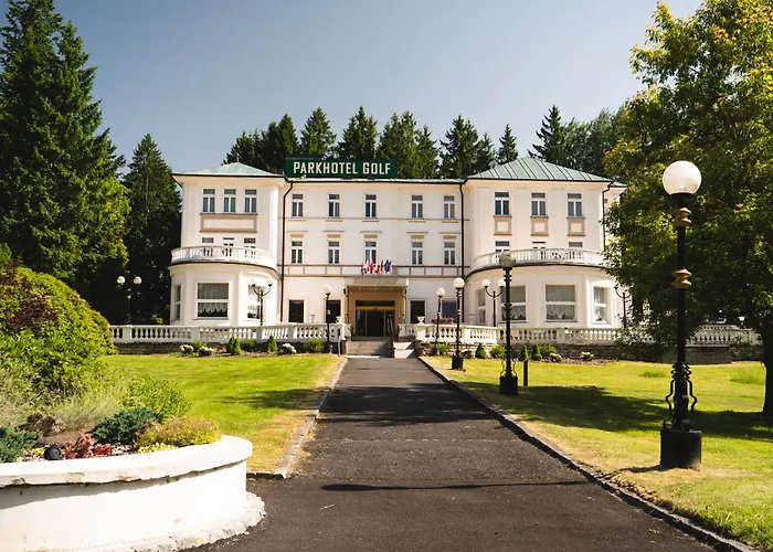 Parkhotel Golf 4*
