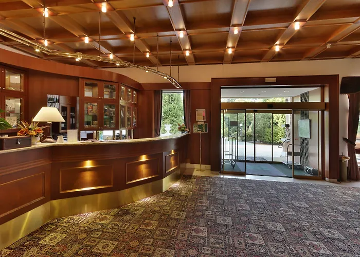 Parkhotel Golf فندق 4*