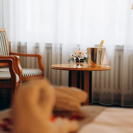 호텔 Parkhotel Golf 4*