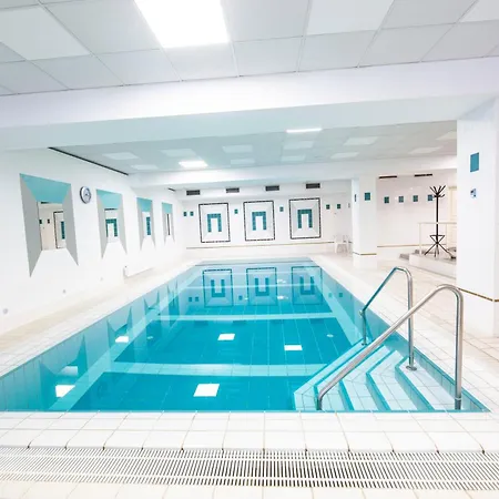 Hotell Parkhotel Golf 4*