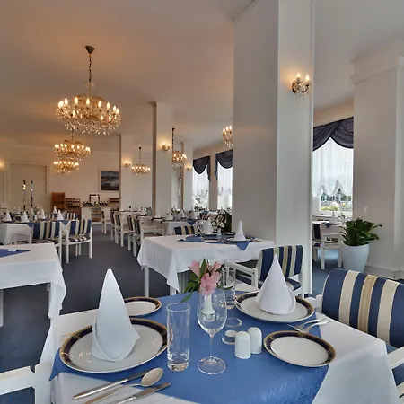 호텔 Parkhotel Golf 마리안스케 라즈네