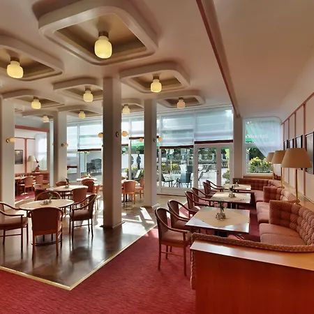 호텔 Parkhotel Golf