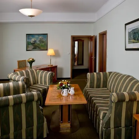 Parkhotel Golf 호텔