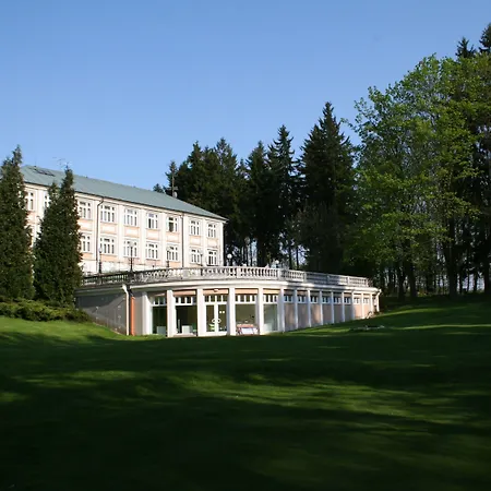 호텔 Parkhotel Golf 4*