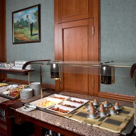 Parkhotel Golf 호텔 4*
